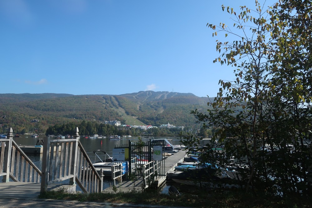 village mont tremblant station ski